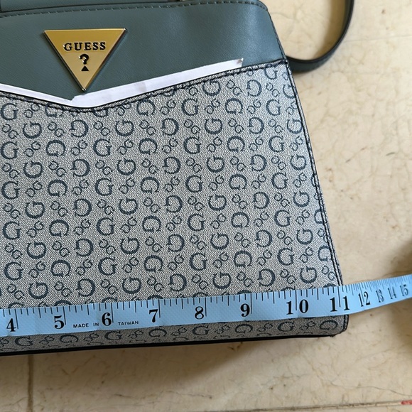 Guess Denim Crossbody Bag - Brand New with Tag - Picture 14 of 17